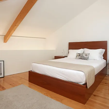 Firehouse By Sweet - Free Parking