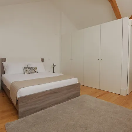 Firehouse By Sweet - Free Parking