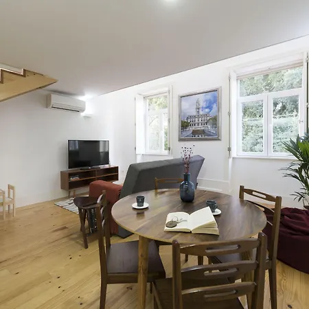 Firehouse By Sweet - Free Parking Apartament